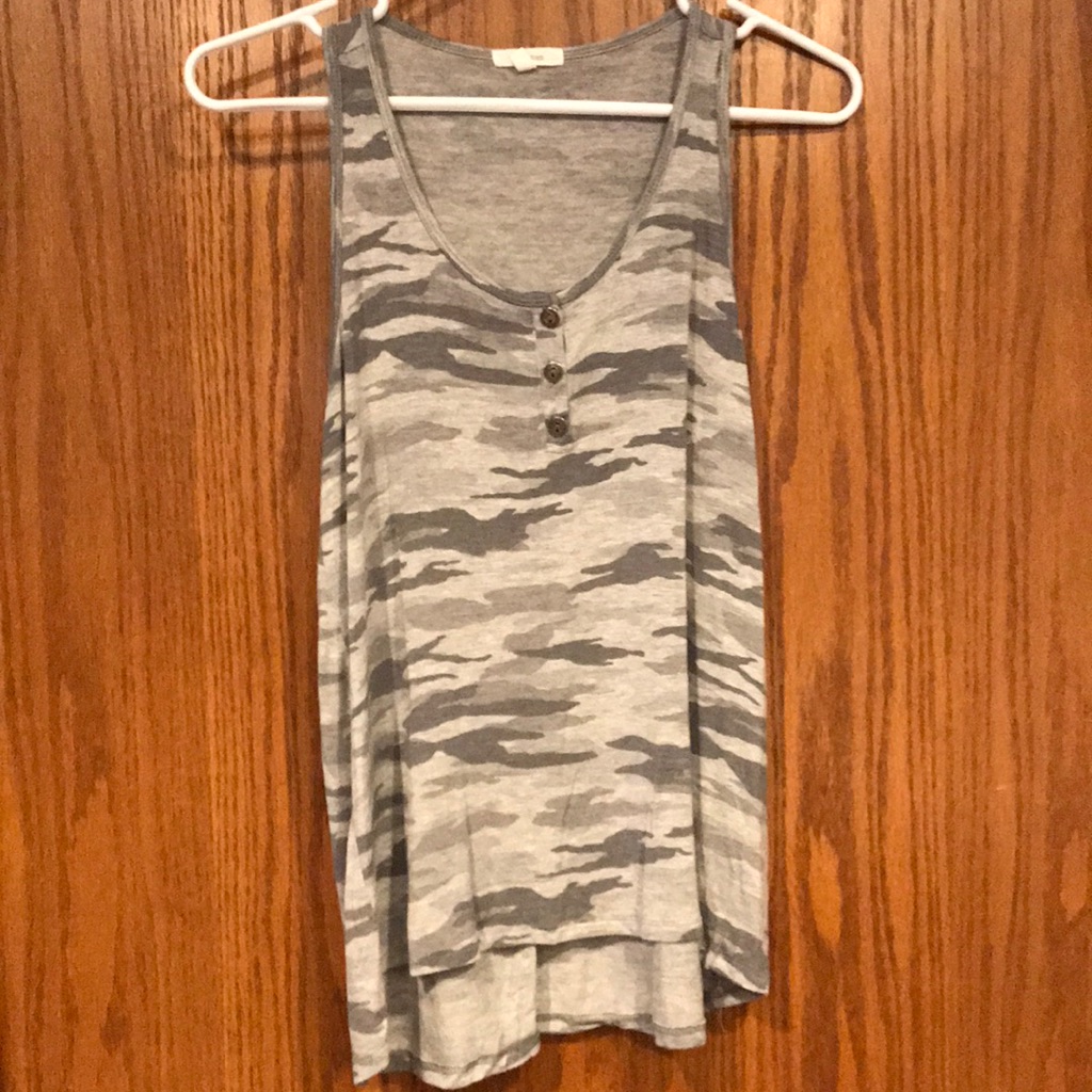 Maurices Camo Racerback Tank | Small